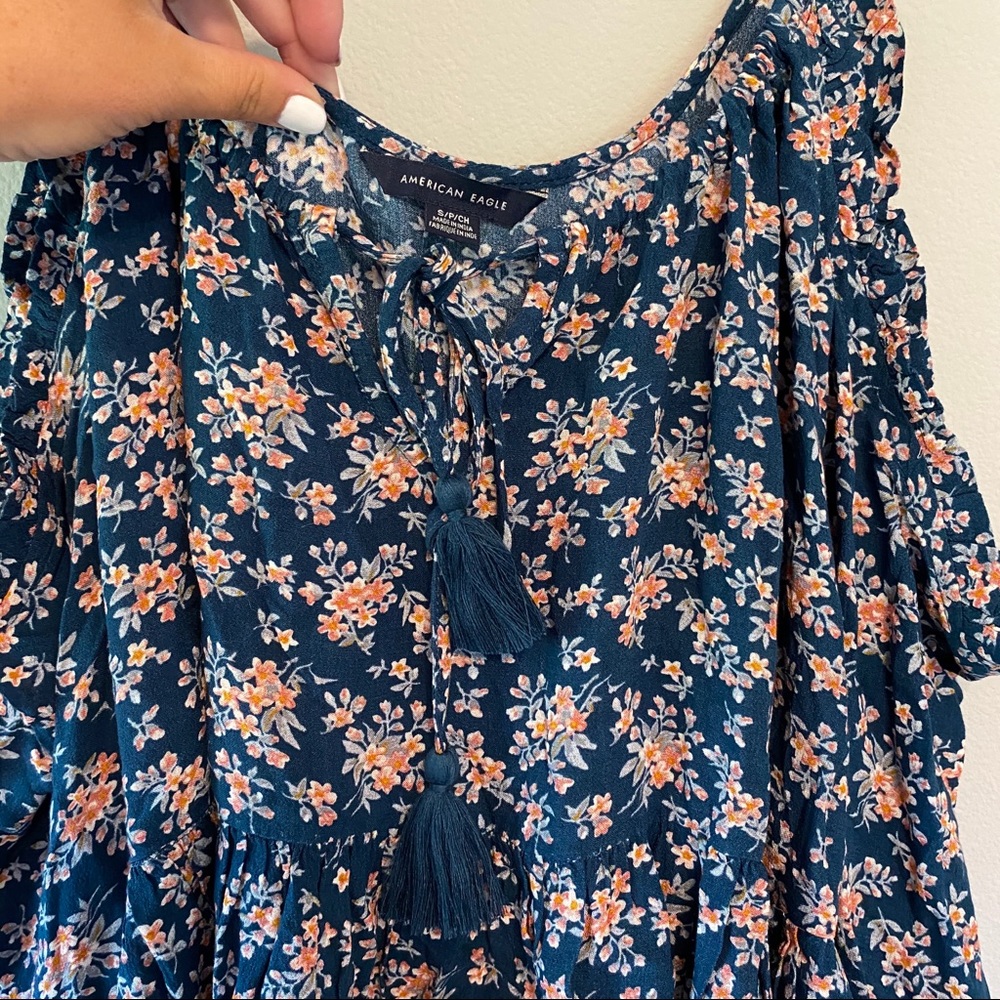 AE Blouse - Picture 4 of 4